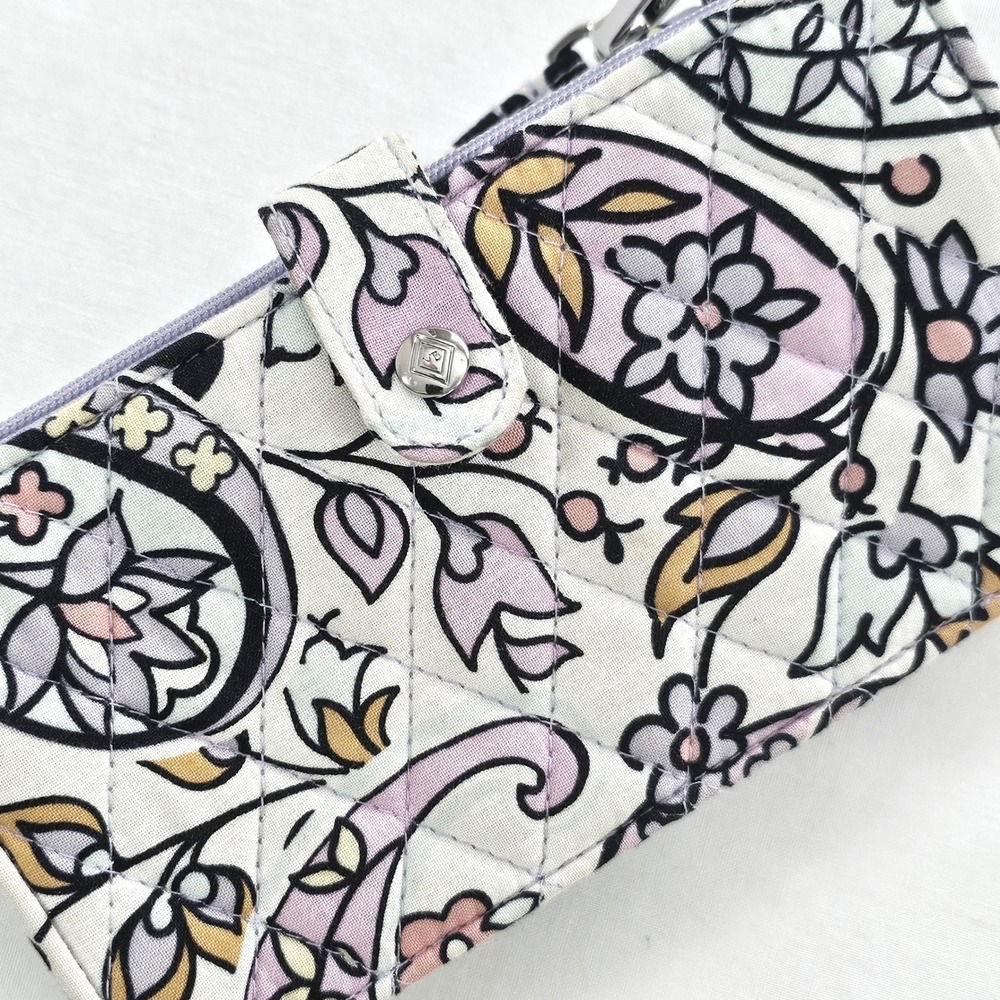 Vera Bradley RFID Riley Compact Wallet Quilted Floral Paisley Wristlet Lavender - Picture 6 of 9